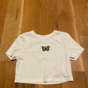 Cropped white butterfly t- shirt, never worn